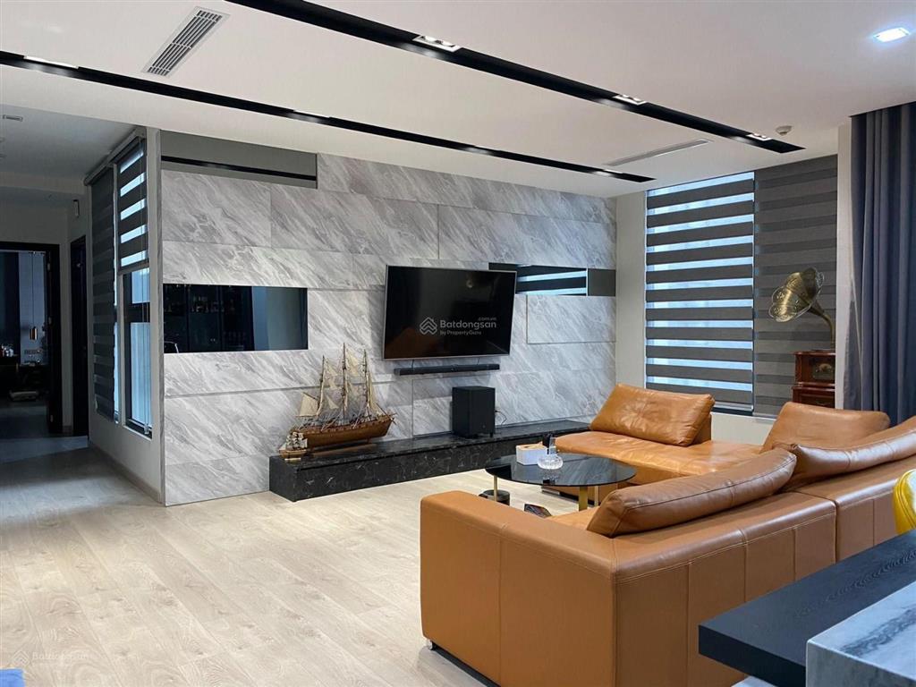 Bán gấp ch cao cấp the lancaster  20 núi trúc, 126m2, 3pn, view hồ đẹp thoáng  0975 864 ***