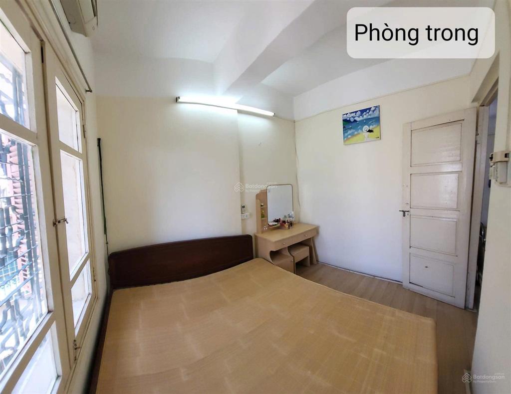 Cho thuê căn tập thể tầng 5 gần ngã tư trường chinh, giải phóng, dt 42m2, giá chỉ 6 triệu/tháng