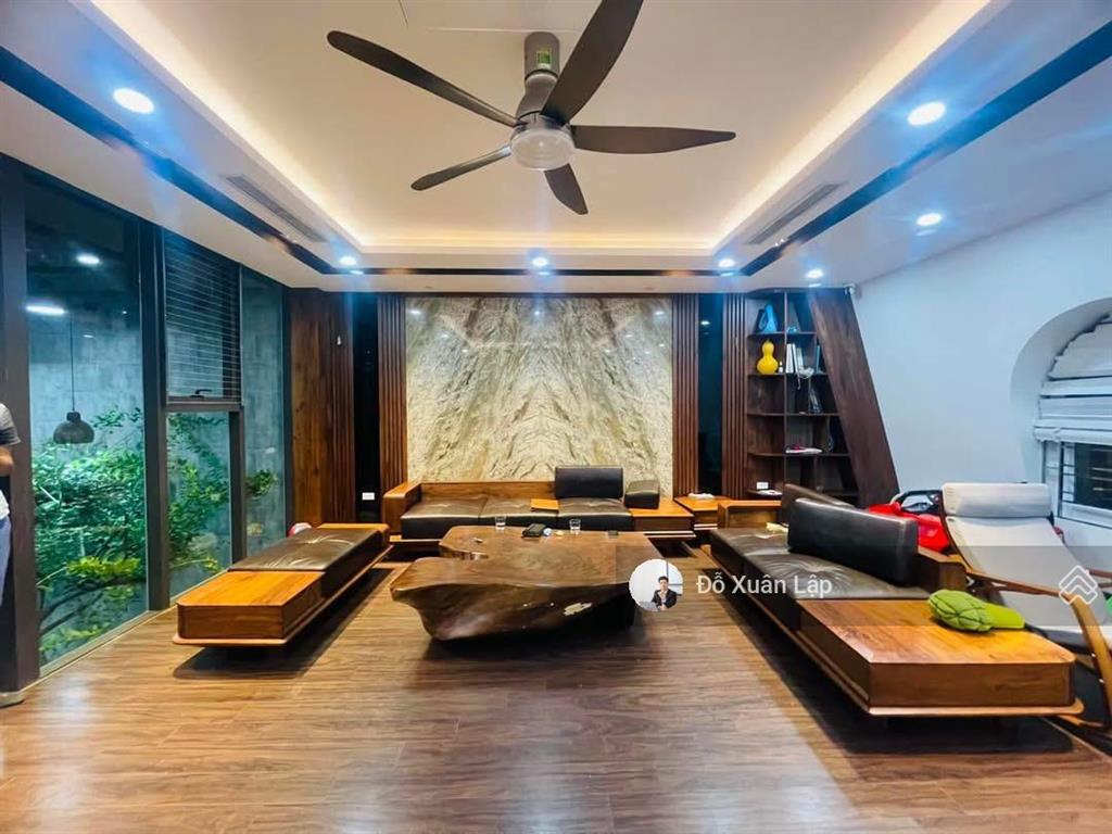 Bán nhà phố trung hoà, xuân quỳnh, thang máy, đường 3 ôtô tránh, vỉa hè, gần cv yên hoà. dt 82m2*5t