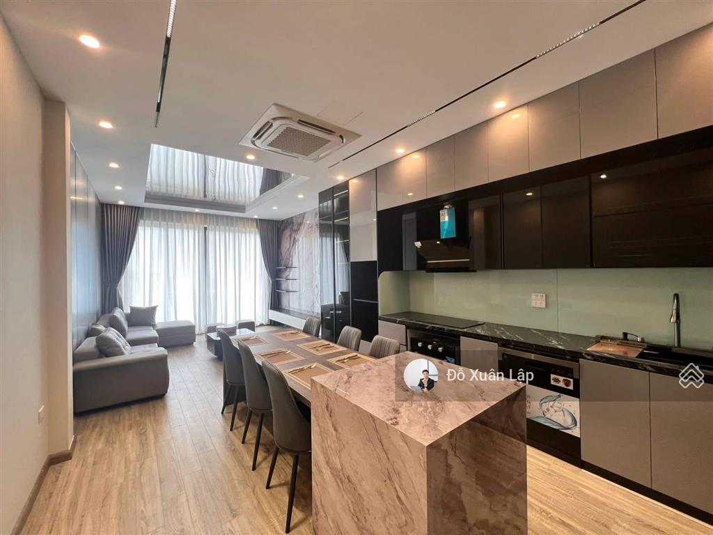 Bán nhà phân lô ngõ 106 hoàng quốc việt, nghĩa đô, ô tô tránh, thang máy, gần phố. dt 70m2*5t