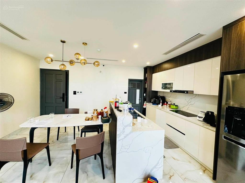 Bán nhà nguyễn khánh toàn, ô tô vào nhà, kinh doanh, thang máy, diện tích 50m2, 5 tầng giá 14,5 tỷ