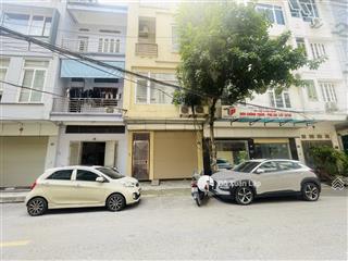 Bán nhà phùng chí kiên, ô tô tránh, thang máy, kinh doanh, dòng tiền 52m*6t giá 19 tỷ