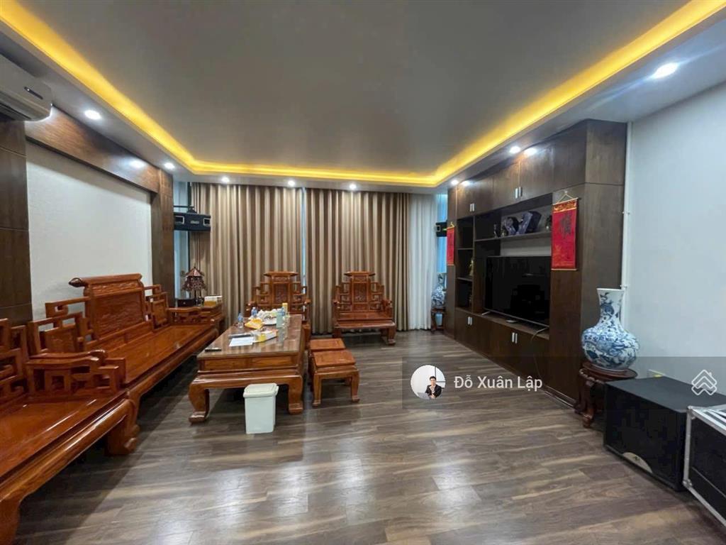 Bán nhà phố trung hoà  trung yên, ô tô tránh, kinh doanh, dòng tiền ổn định. dt 96m2*5t, giá 40 tỷ