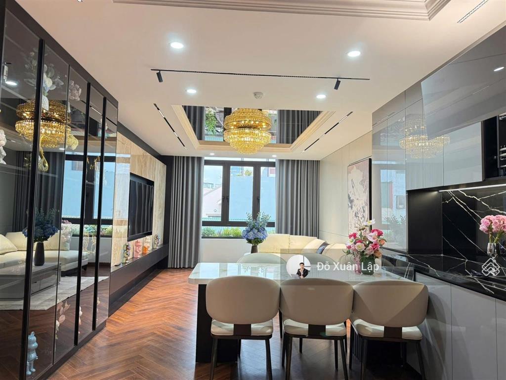 Bán nhà phố tô hiệu, nghĩa tân, gara ô tô, thang máy, 2 thoáng, kd văn phòng. dt 68m2, giá 19.8 tỷ