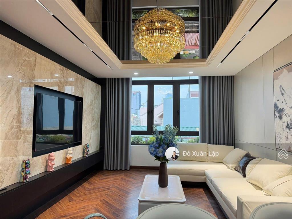 Bán nhà phố tô hiệu, nghĩa tân, gara ô tô, thang máy, 2 thoáng, kd văn phòng. dt 68m2, giá 19.8 tỷ