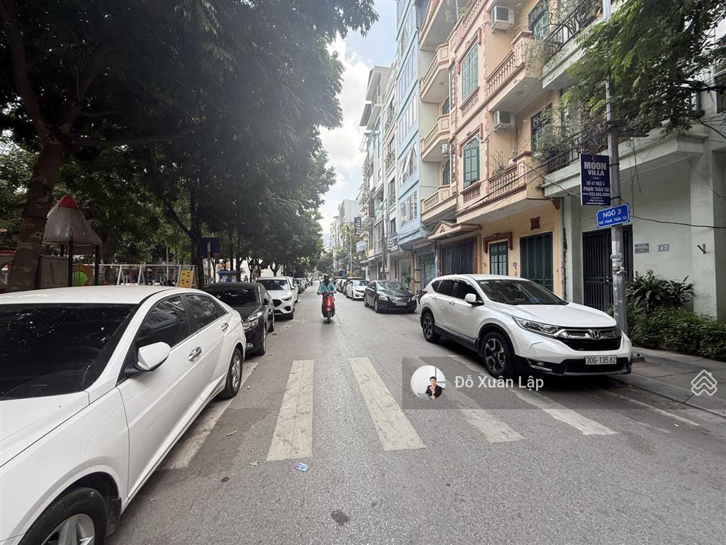 Bán đất lô góc ngõ 61 phạm tuấn tài, 2 ô tô tránh, vỉa hè 2 bên, kinh doanh cafe. dt 55m2, 24 tỷ
