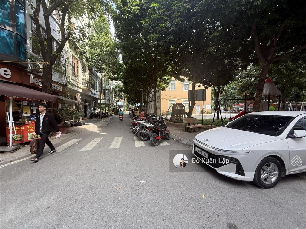 Bán đất lô góc ngõ 61 phạm tuấn tài, 2 ô tô tránh, vỉa hè 2 bên, kinh doanh cafe. dt 55m2, 24 tỷ