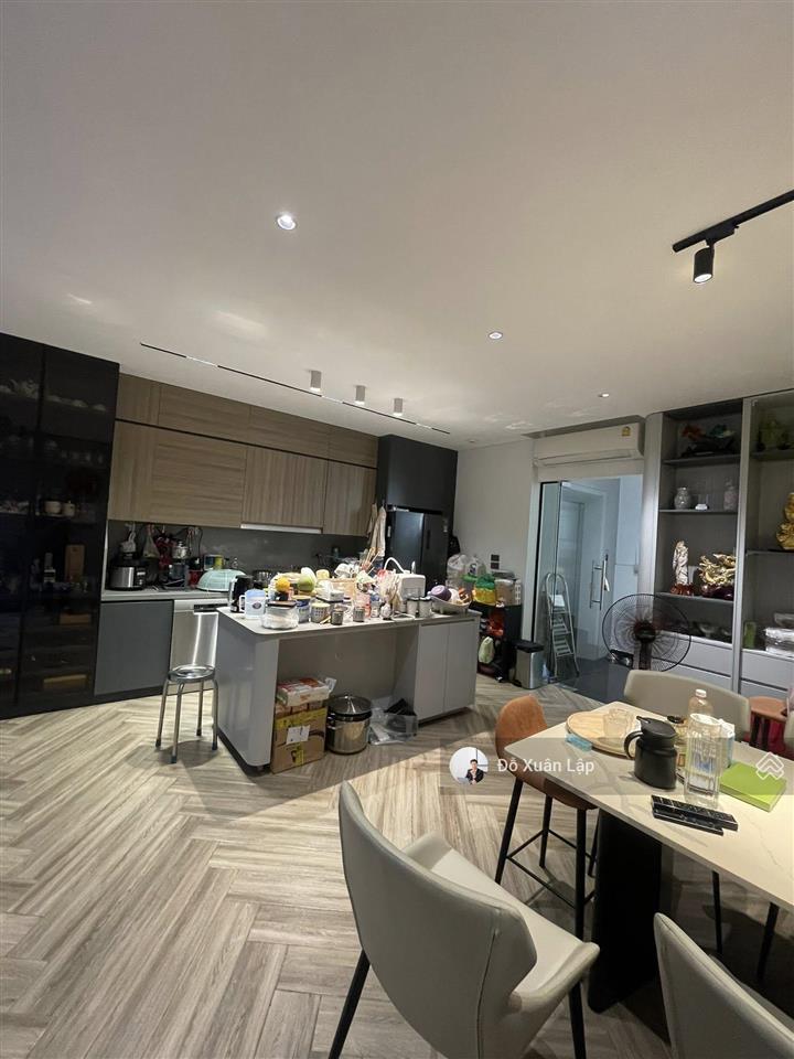 Cực hiếm! nhà ngõ 234 hoàng quốc việt ô tô tránh, thang máy, thông sàn, 68m*5t mt 4.5m giá 26 tỷ