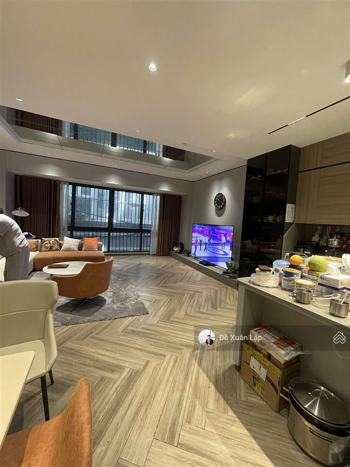 Cực hiếm! nhà ngõ 234 hoàng quốc việt ô tô tránh, thang máy, thông sàn, 68m*5t mt 4.5m giá 26 tỷ