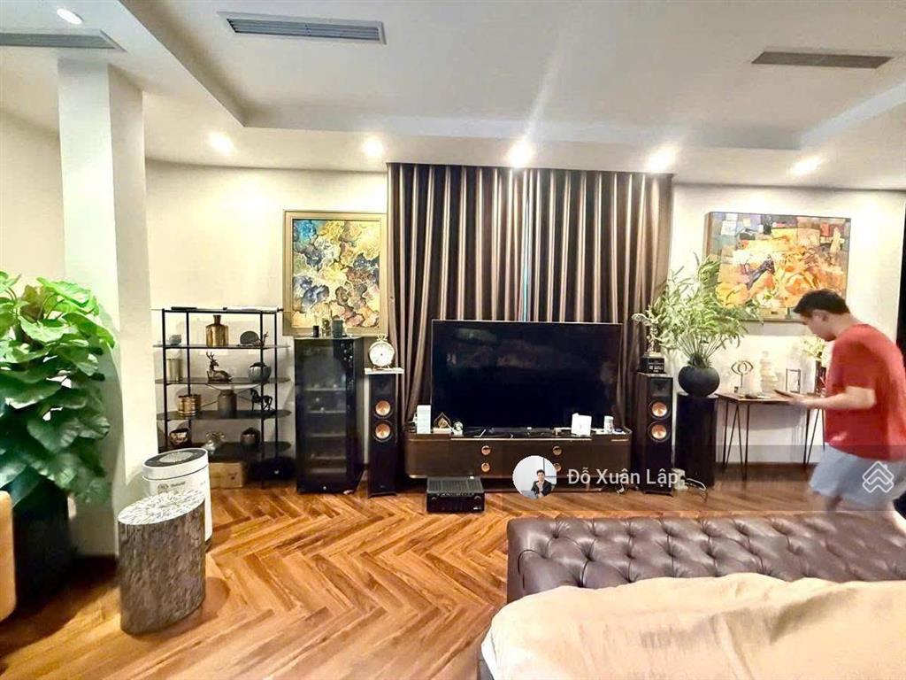 Đắc địa phố phạm tuấn tài ô tô tránh, kinh doanh sầm uất, trung tâm cầu giấy 75m2, mt 5.9m, 26 tỷ