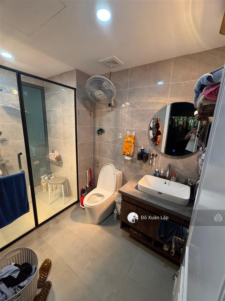 Bán nhà phố hoàng quốc việt, nghĩa đô, đường 3 ô tô tránh, vỉa hè, kinh doanh, thang máy. dt 75m*5t