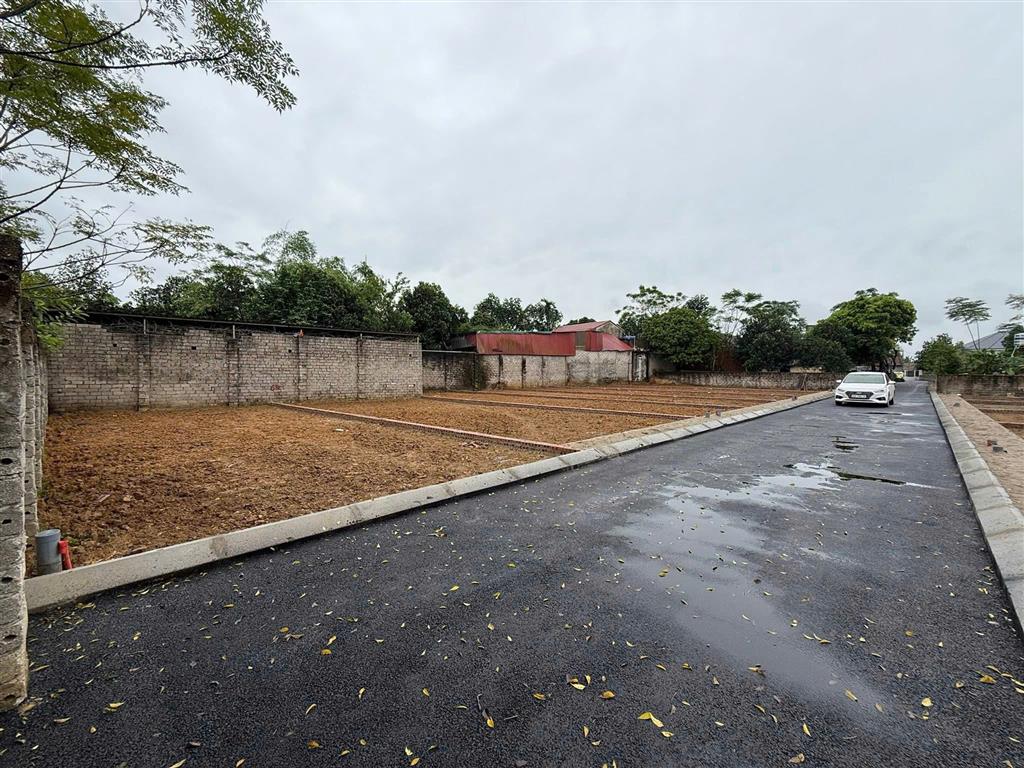 MẢNH ĐẤT VÀNG GIÁ F0 TẠI SƠN ĐÔNG, SƠN TÂY, HÀ NỘI. 100m2 full thổ, mặt tiền 6,8m