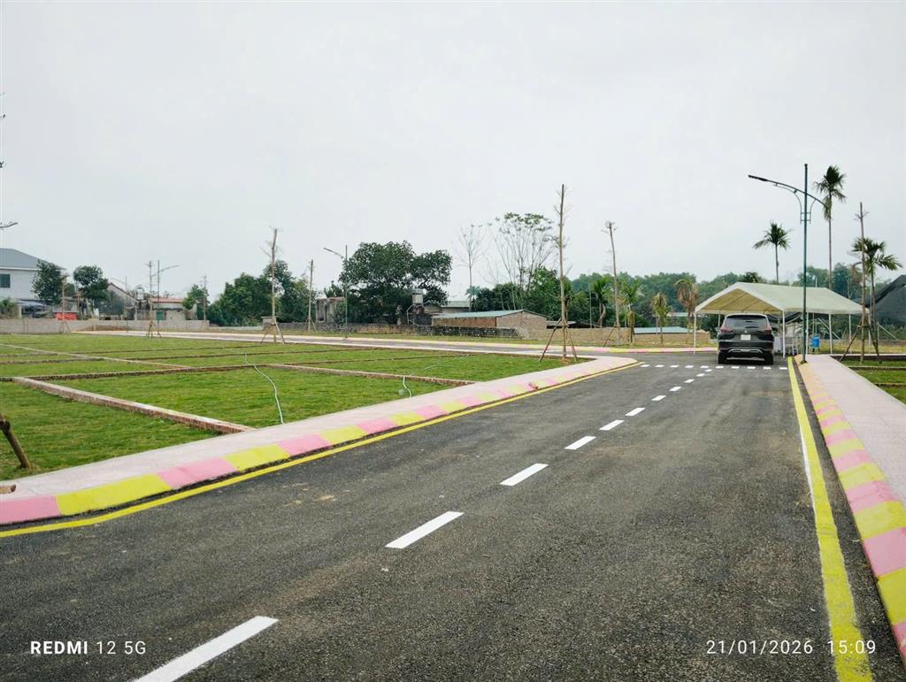 Bán đất Sơn Tây, Hà Nội 100m2, trục chính liên xã