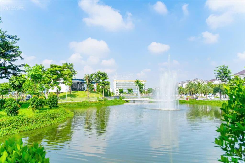 Giá chỉ bằng căn chung cư, bán căn nhà phố giáp chợ ninh hiệpgia lâm, còn miễn lãi miễn gốc 2 năm