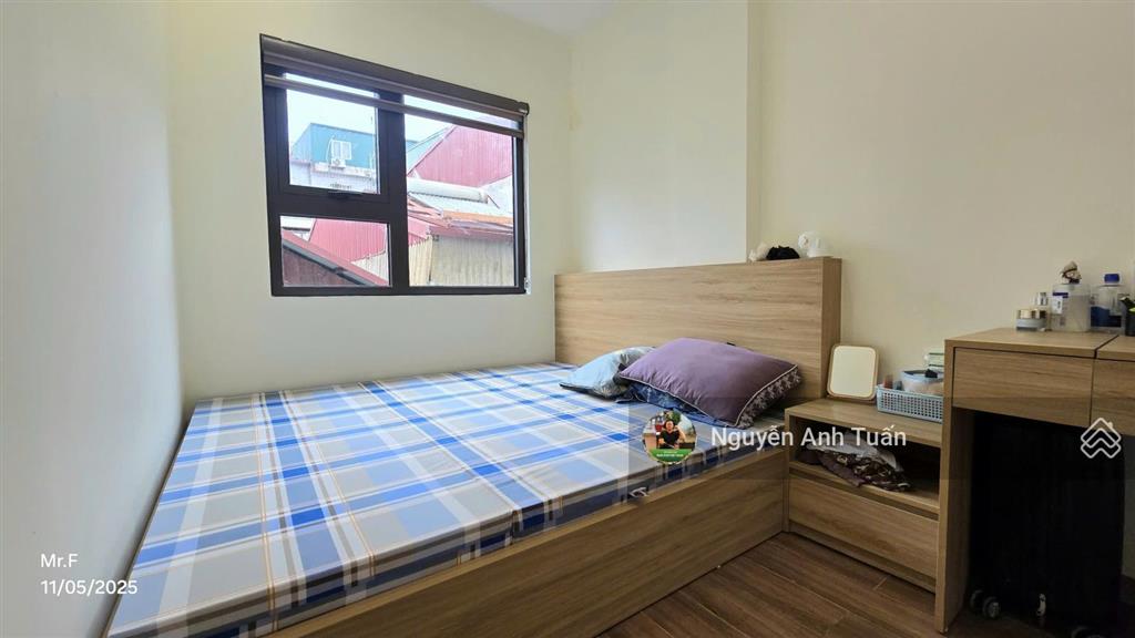 1k1n 35m2 ở 261 trần quốc hoàn. đầy đủ nội thất có tủ lạnh máy giặt sofa. phòng sáng thoáng.