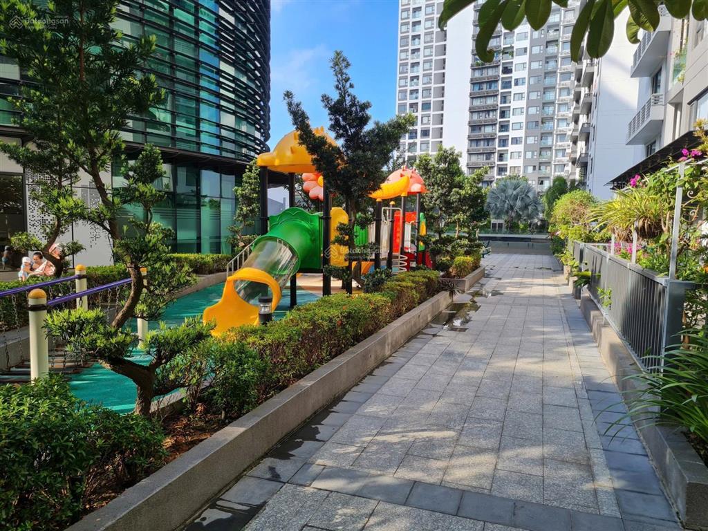 Bán căn hộ sân vườn 130m2, newcity thủ thiêm, vị trí trung tâm thủ thiêm, vào ở ngay