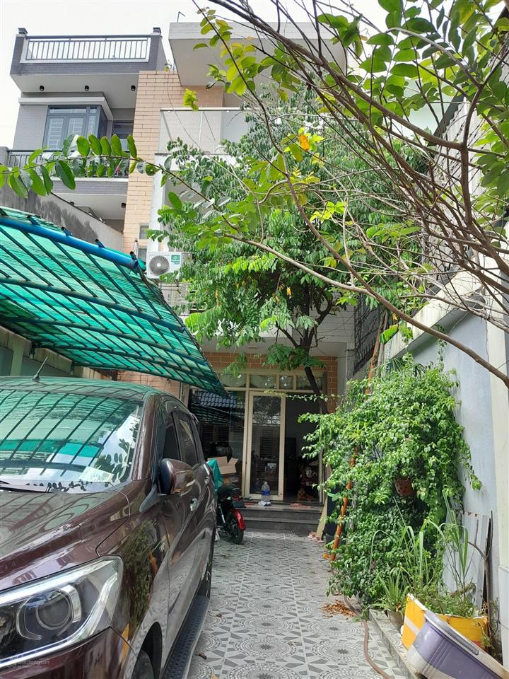 Nhà 3 tầng 5 x 25m mặt tiền đường 439, tân thới hiệp  quận 12