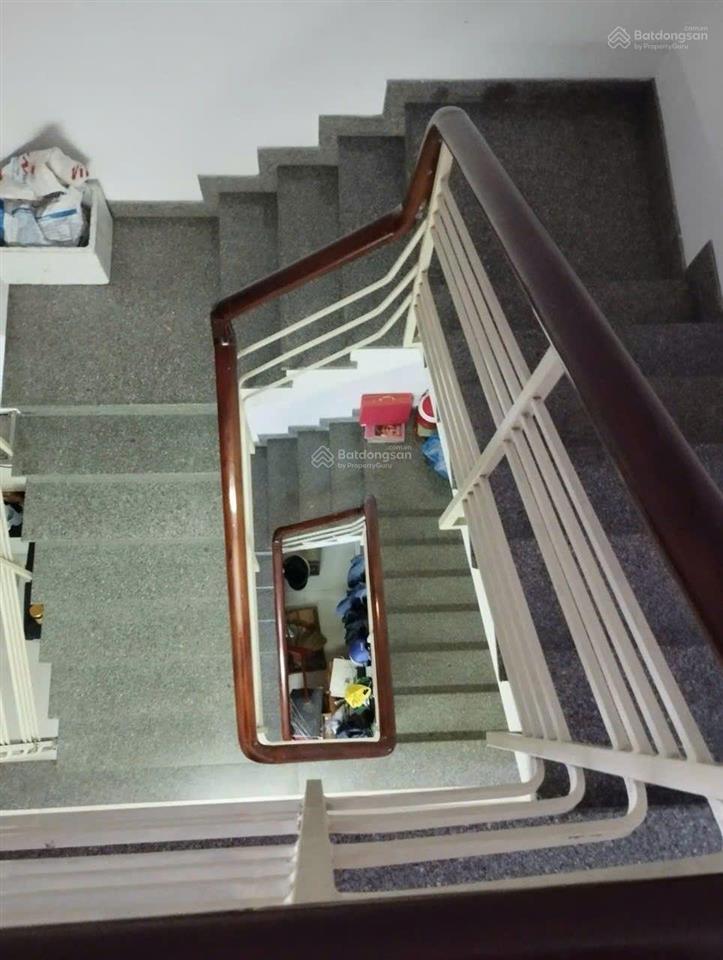 Nhà 3 tầng 5 x 25m mặt tiền đường 439, tân thới hiệp  quận 12