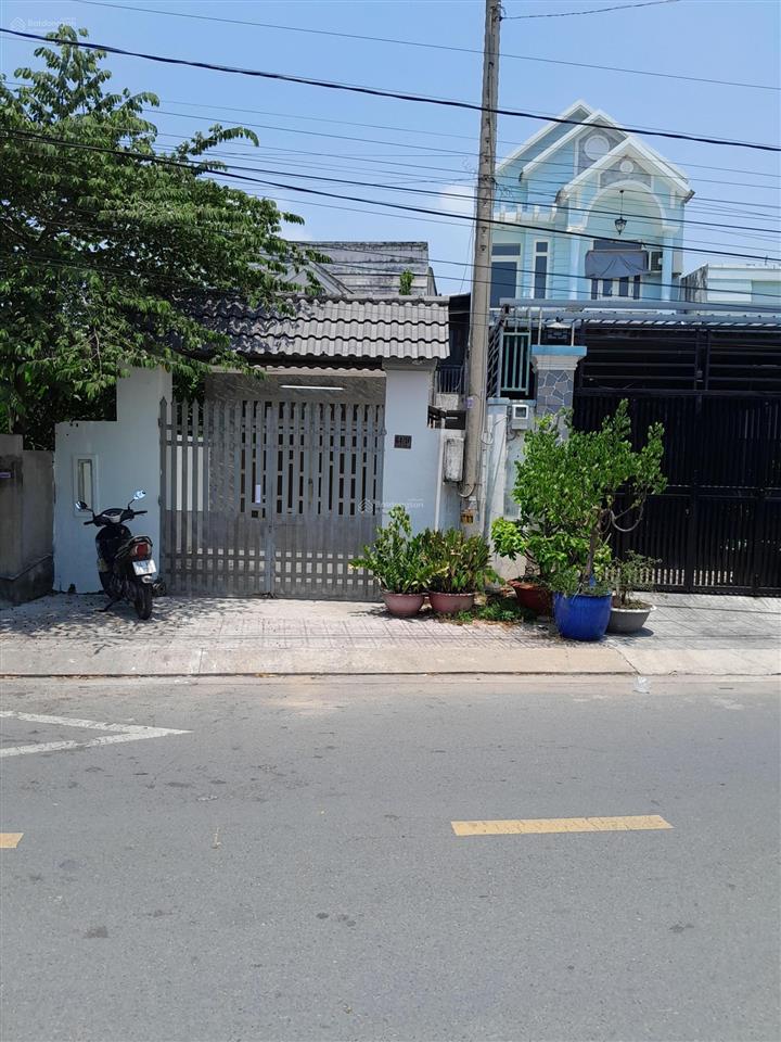 Bán nhà 5 x 20m mặt tiền đường tân hiệp 14. gần trường tiểu học cầu xáng