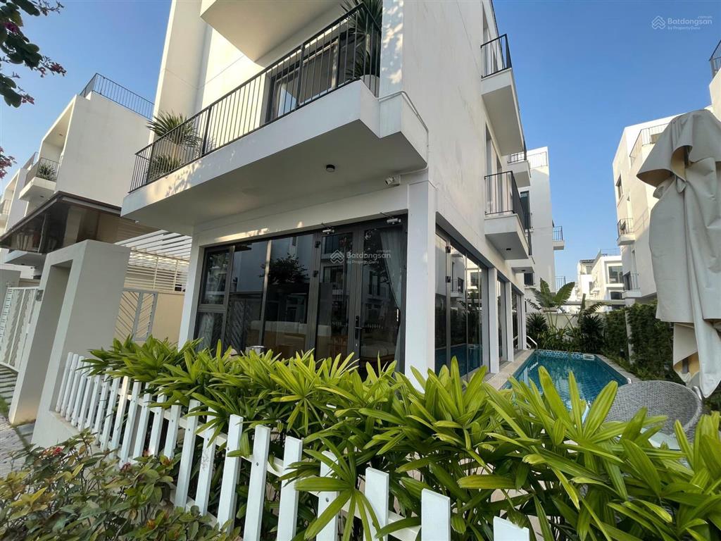 Cần tiền bán nhanh biệt thự biển giá 9,2 tỷ diện tích 198m2