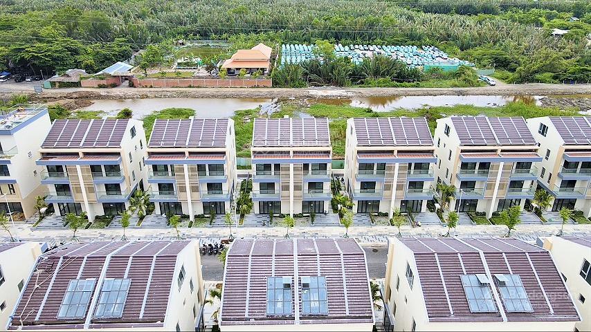 Bán căn hộ essensia sky 74,86m² view công viên giá 5.35 tỷ (đã vat+2% pbt).  0931 277 *** mr long