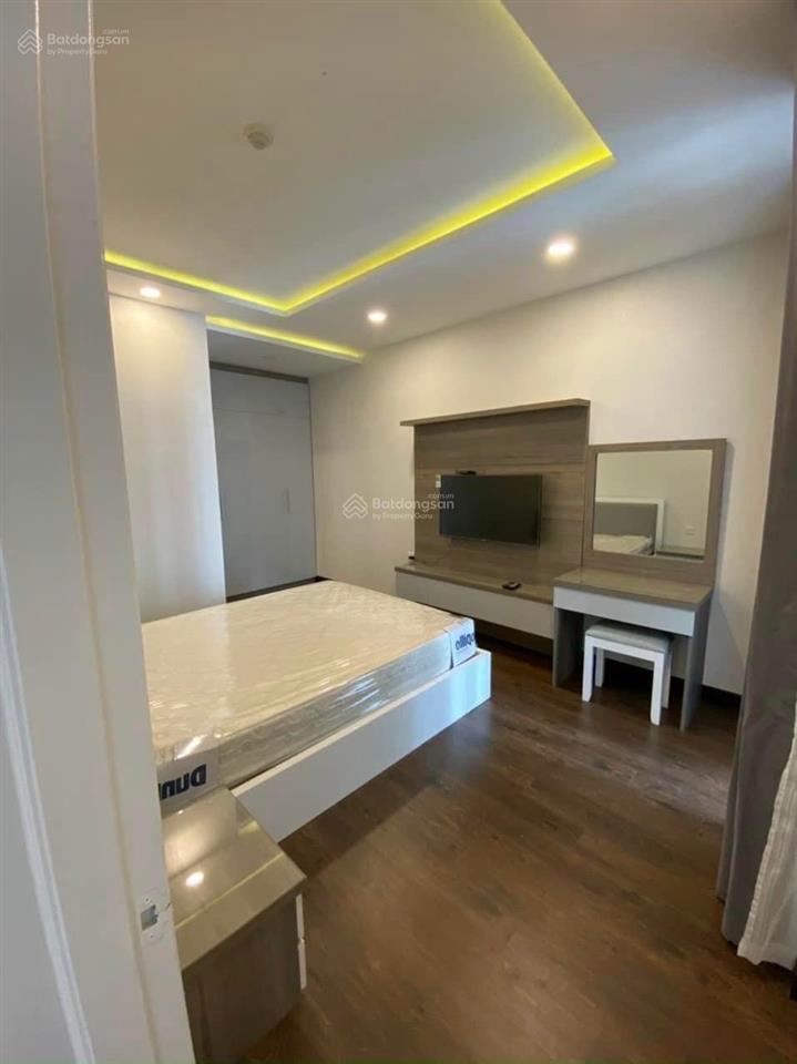 Bán gấp sunrise riverside  70 m2 2 pn 2 wc full nội thất khu g  sổ hồng cầm tay  0931 277 ***