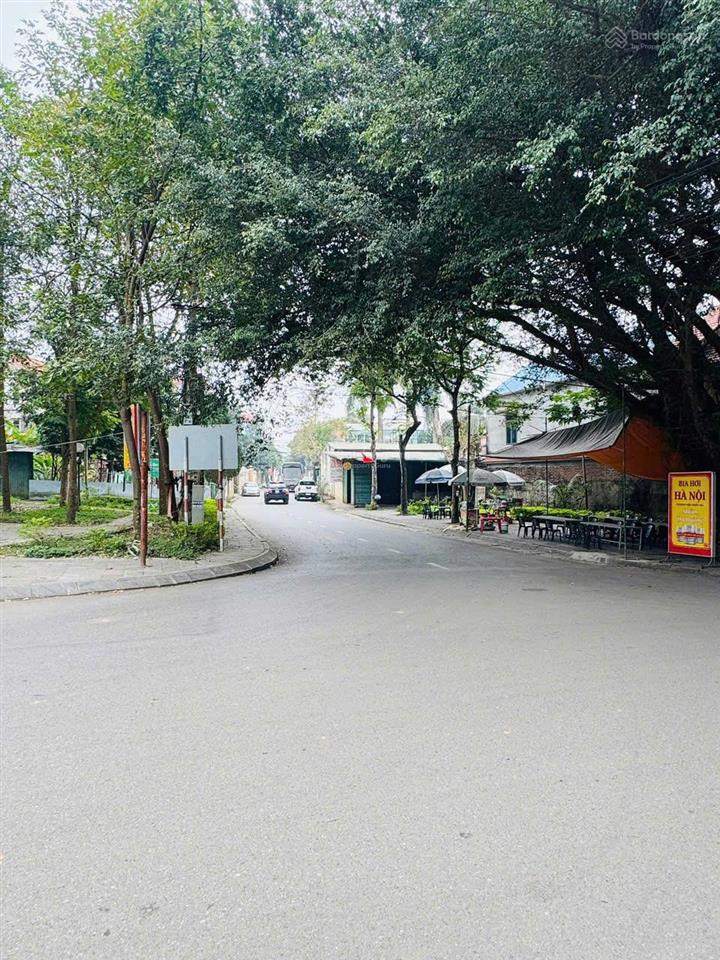 Chính chủ bán 160m² đất mặt đường tiên kiên  cách cổng đền hùng vài phút