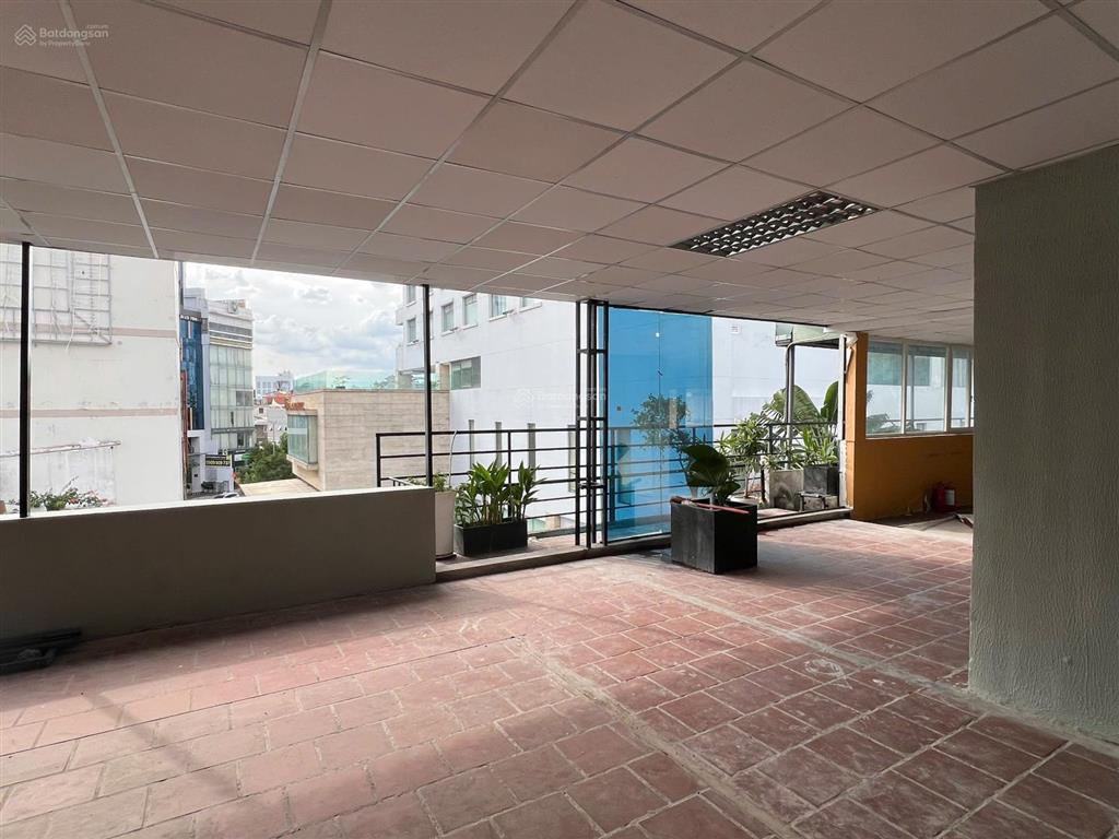 Cho thuê 600m2 sàn văn phòng lầu 3. giá tốt.  tdland để được hỗ tợ