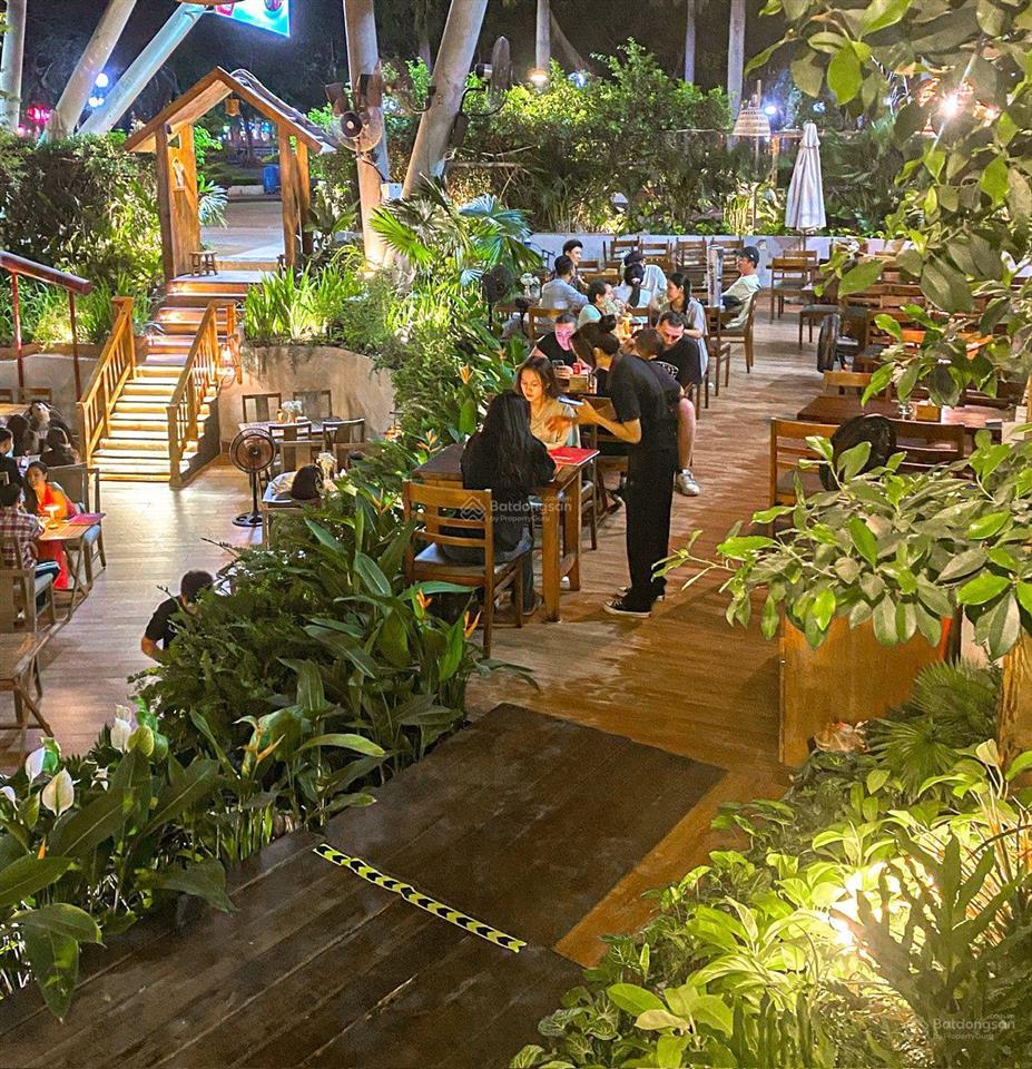 Vip biệt thự sân vườn phạm ngũ lão dt 650m2 giá 85tr