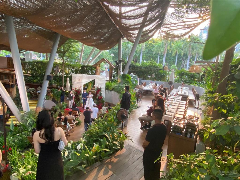 Vip biệt thự sân vườn phạm ngũ lão dt 650m2 giá 85tr