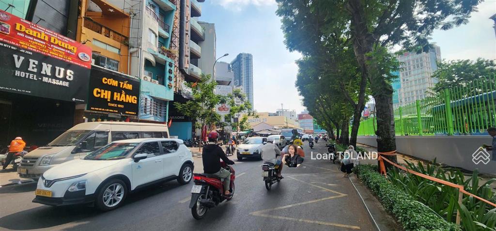 Cho thuê chdv 18 phòng phạm ngũ lão q1 giá 100tr