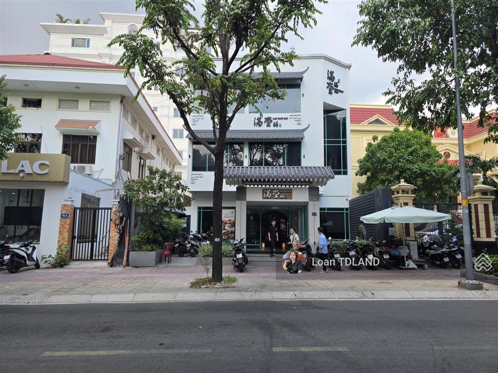 Cho thuê mt lê quý đôn q3 10x30m 195tr