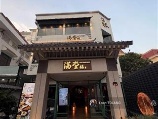 Cho thuê mt lê quý đôn q3 10x30m 195tr