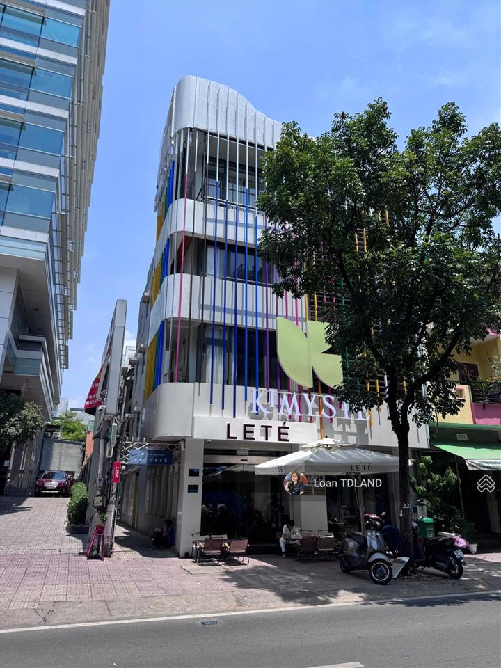 Cho thuê mt nguyễn đình chiểu q3 8x17m 130tr