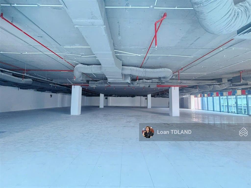 Cho thuê mặt bằng góc 2 mặt tiền the sun avenue quận 2 dt 180m giá 80 triệu