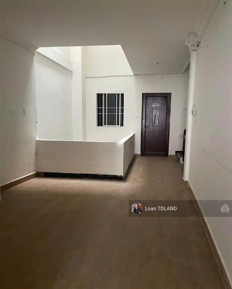 Cho thuê tòa nhà trần đình xu q1 dtsd 1000m² giá 120tr