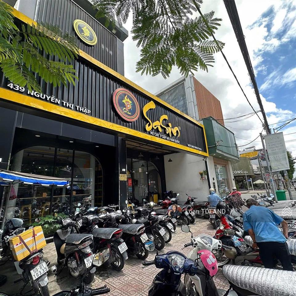 Cho thuê mt nguyễn thị thập ngang 10m