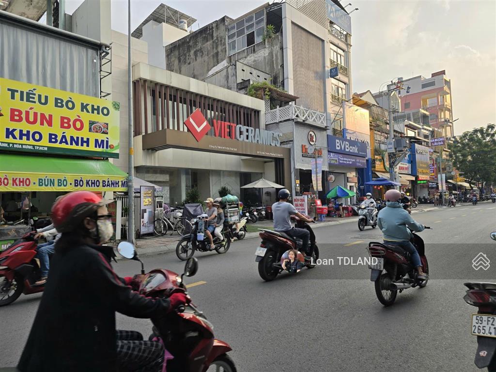 Cho thuê tòa nhà góc 3 mặt tiền tô hiến thành quận 10 dt 10x23m giá 140 triệu