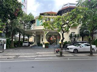 Cho thuê biệt thự mặt tiền nam kỳ khởi nghĩa dt 700m2 ngang 21m giá 140 triệu