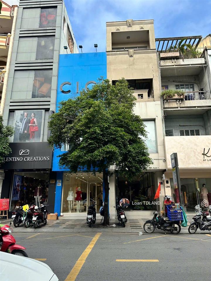 Mặt tiền đường nguyễn trãi q1 cho thuê dt 8x20m giá 120tr