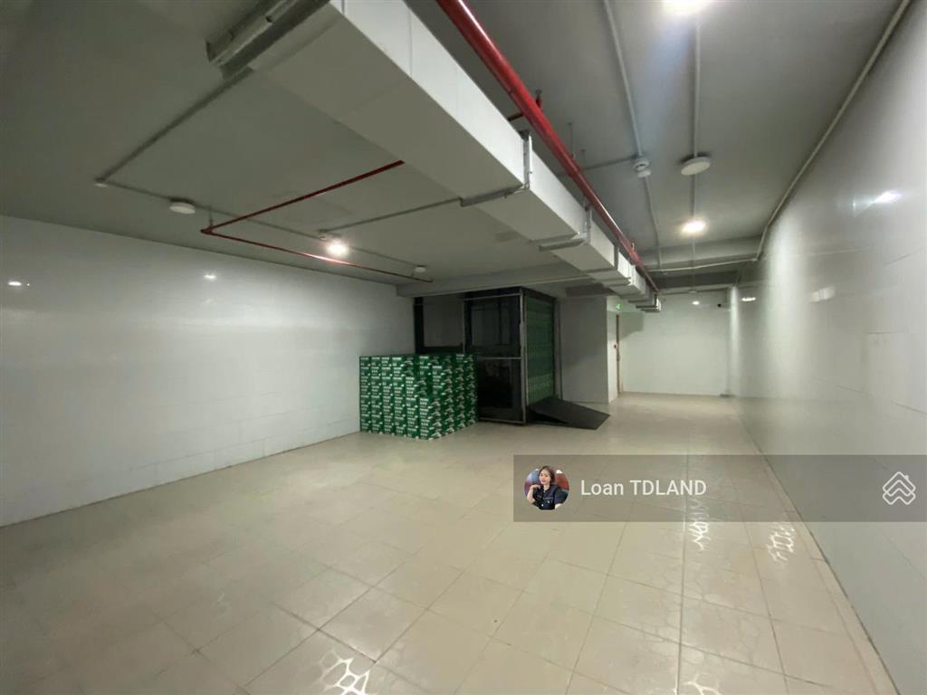 Cho thuê tòa nhà nguyễn văn trỗi, phú nhuận dtsd 2000m2 giá 250tr