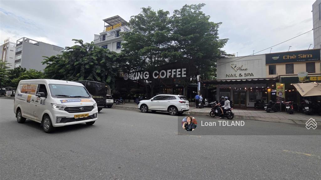 Cho thuê mặt bằng song hành dt 15x20 giá 150tr