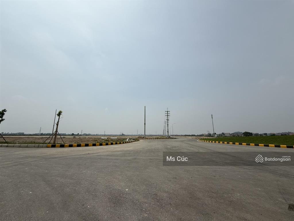 Bán đất kcn thái hà tỉnh hà nam cũ. giá rẻ nhất khu vực 2,6 tr/m2. bàn giao ngay