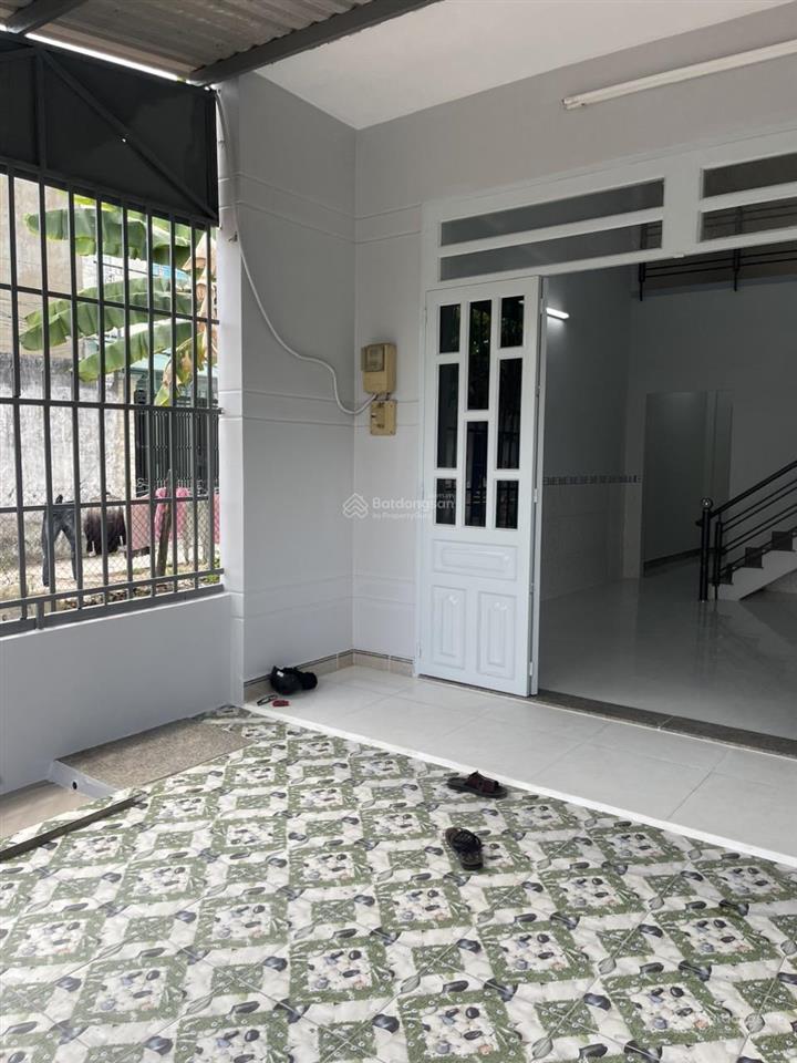 Nhà 1/ thới hòa  sổ hồng riêng hoàn toàn  5x16  1 trệt 1 lửng  cách sân bay tsn 25 phút