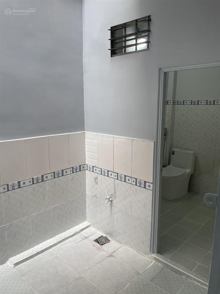 Nhà 1/ thới hòa  sổ hồng riêng hoàn toàn  5x16  1 trệt 1 lửng  cách sân bay tsn 25 phút