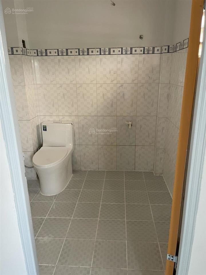 Nhà 1/ thới hòa  sổ hồng riêng hoàn toàn  5x16  1 trệt 1 lửng  cách sân bay tsn 25 phút