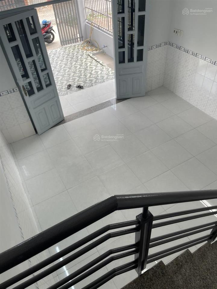 Nhà 1/ thới hòa  sổ hồng riêng hoàn toàn  5x16  1 trệt 1 lửng  cách sân bay tsn 25 phút