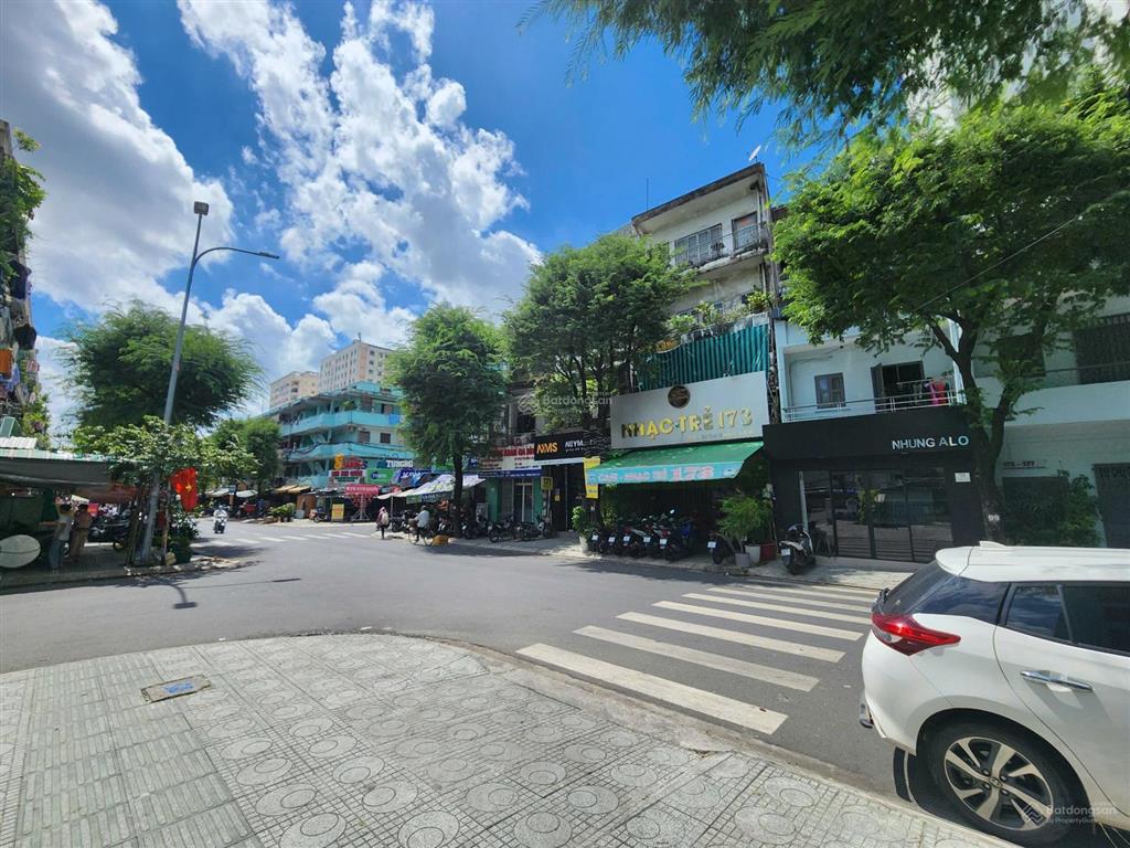 Bán nhà mt sư vạn hạnh q10  159m2 đất  660m2 sàn giá 36 tỷ