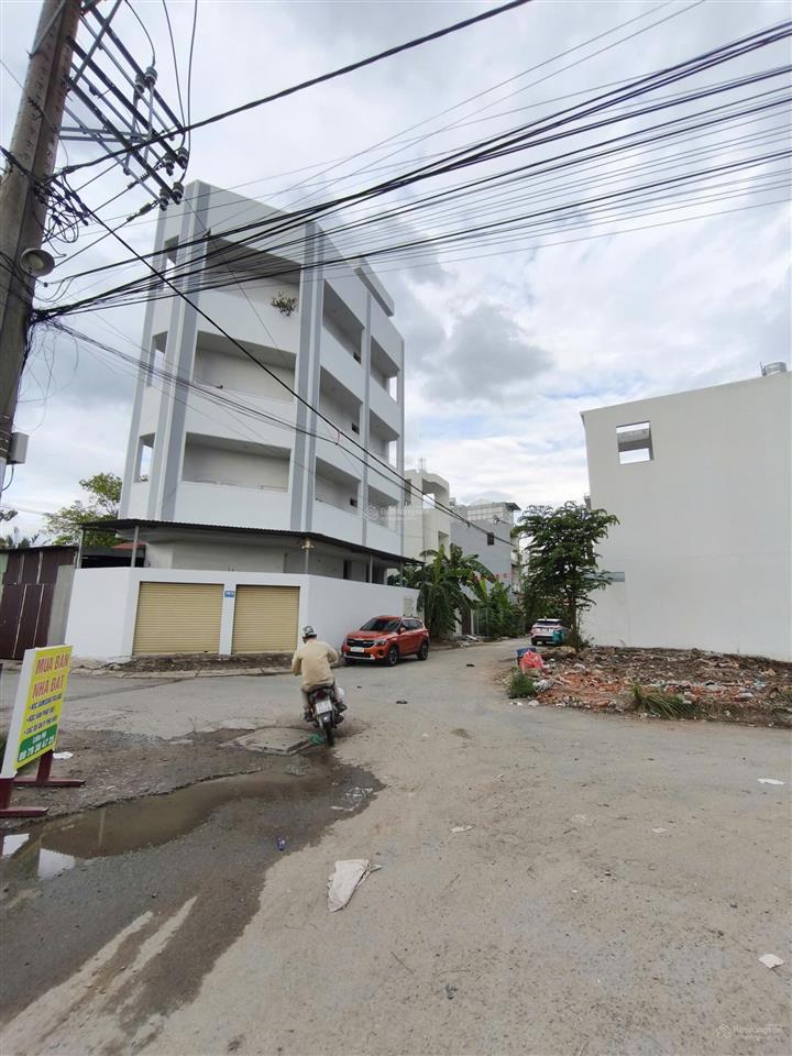 Lô đất bưng ông thoàn sát đại học hutech q9, dt 7,5 x 13m, giá 5ty600