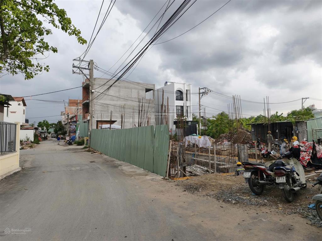 Lô đất bưng ông thoàn sát đại học hutech q9, dt 7,5 x 13m, giá 5ty600